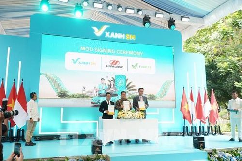 Xanh SM khai trương taxi điện tại Indonesia