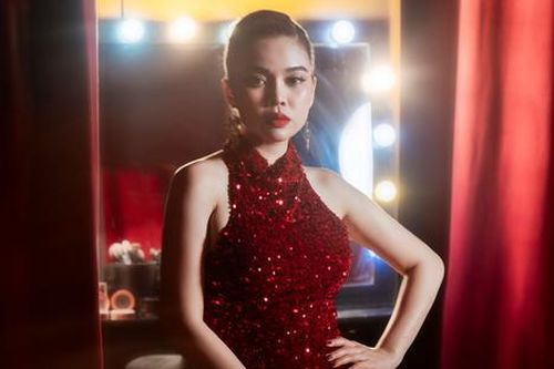 Giang Hồng Ngọc: 'Chồng rất yên tâm khi tôi đi diễn xa'