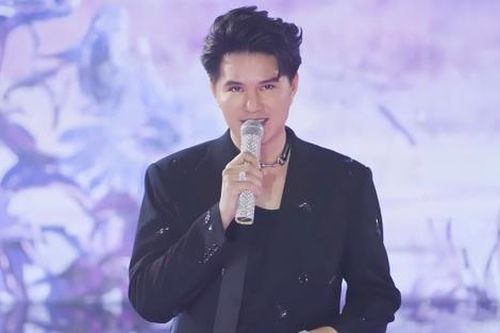 Vũ Mạnh Cường dẫn Bước Nhảy Hoàn Vũ 2024
