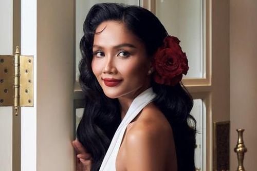 H'Hen Niê từ Hoa hậu vượt khó thành 'yêu nữ hàng hiệu' thế hệ mới