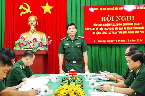 Tăng cường chấp hành kỷ luật, pháp luật trong biên phòng