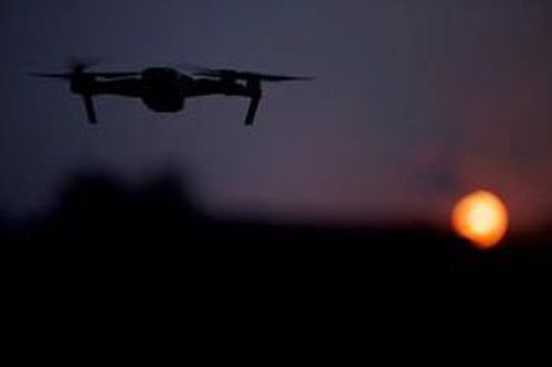 Dư luận Mỹ tranh luận về thực hư 'UAV lạ'
