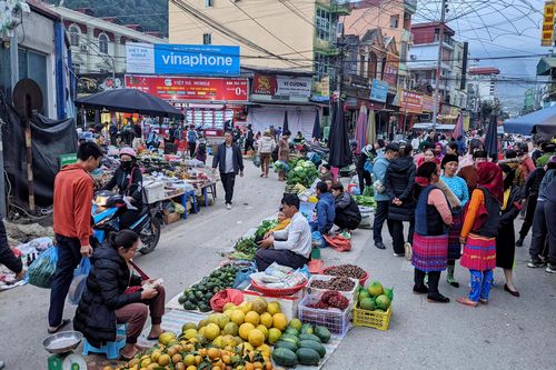 Phiên chợ ngày Đông