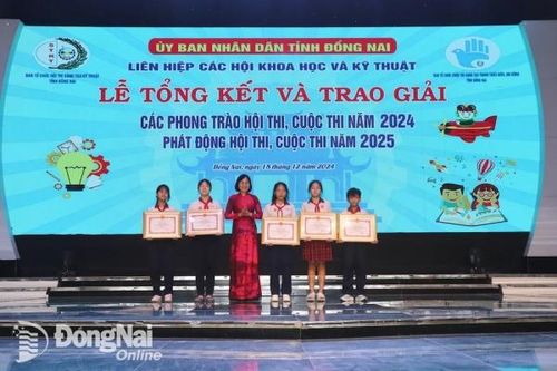 Trao giải Hội thi Sáng tạo kỹ thuật và Cuộc thi Sáng tạo thanh thiếu niên, nhi đồng