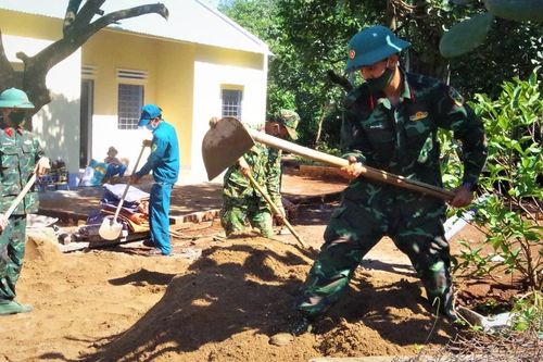 Sáng mãi phẩm chất 'Bộ đội Cụ Hồ'- Kỳ 2: Phát huy vai trò đội quân công tác