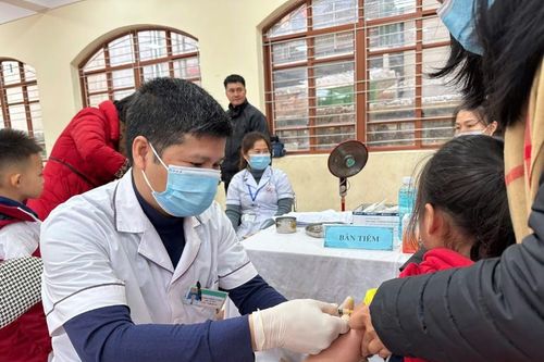 'Bao phủ' vắc-xin Td ngăn chặn sự quay trở lại của bệnh bạch hầu