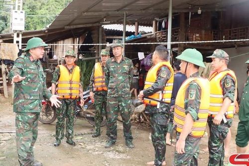 Xây dựng đơn vị vững mạnh toàn diện 'Mẫu mực tiêu biểu'