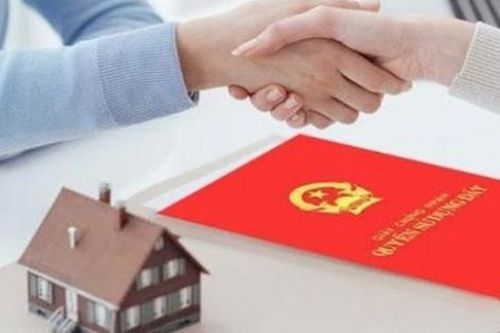 Những quy định về thuế, phí khi chuyển nhượng quyền sử dụng đất trong năm 2025