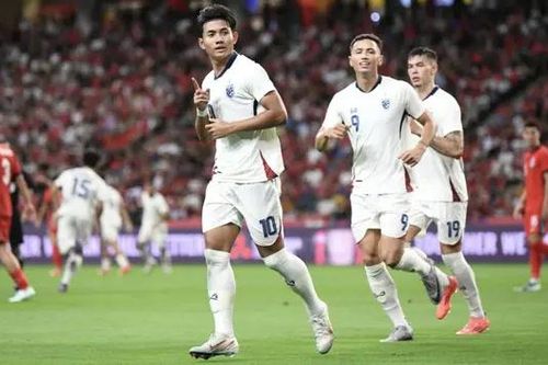 ĐT Thái Lan ngược dòng giành ngôi nhất bảng ASEAN Cup 2024