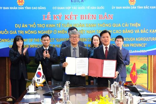Ký kết biên bản Dự án 'Hỗ trợ kinh tế tuần hoàn xanh thông qua cải thiện Chuỗi giá trị Nông nghiệp ở miền Bắc Việt Nam' tại Cao Bằng và Bắc Kạn