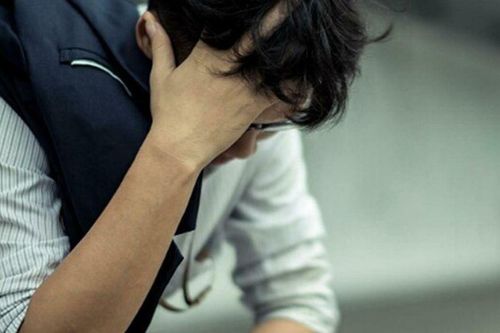 Đi xuất khẩu lao động 3 năm mới về nghe con gái kể thường xuyên nhận được quà của bố mà sốc vì tôi chưa một lần gửi