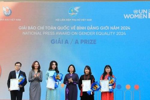 Trao giải Báo chí toàn quốc về Bình đẳng giới cho 24 tác phẩm báo chí xuất sắc
