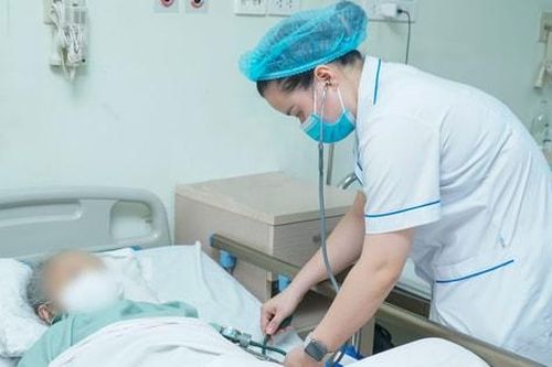 Thủng dạ dày vì lạm dụng thuốc giảm đau