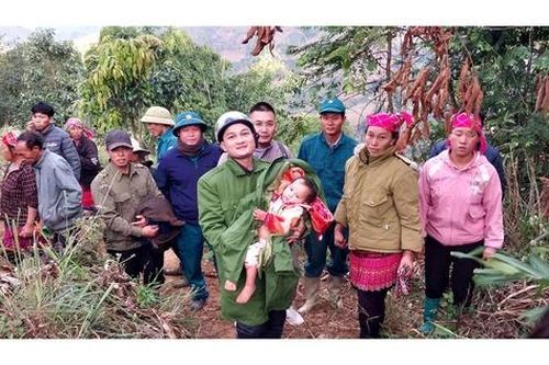 Lai Châu: Huy động hơn 100 cán bộ, chiến sỹ tìm cháu bé mầm non mất tích trong giá rét