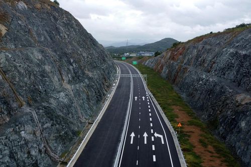 Kiến nghị khai thác cao tốc Vân Phong- Nha Trang trước Tết Nguyên đán