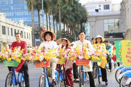 TP Hồ Chí Minh sôi động mùa du lịch cuối năm