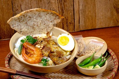 Đậm đà mỳ Quảng