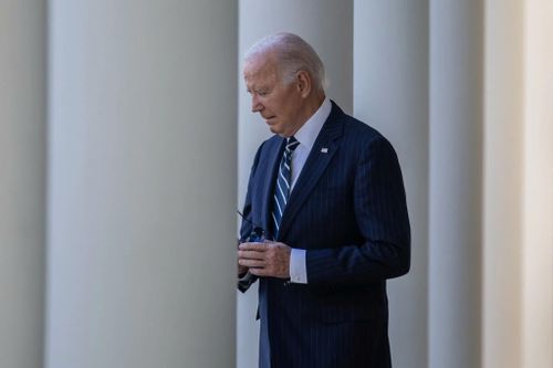 Ngày ân xá lớn nhất lịch sử Mỹ và 'hoàng hôn' nhiệm kỳ của ông Biden