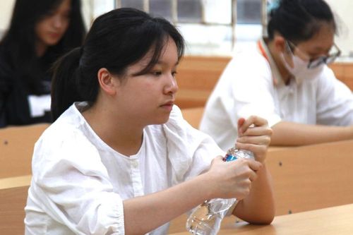 Điều chỉnh ma trận đề kiểm tra định kỳ với học sinh trung học