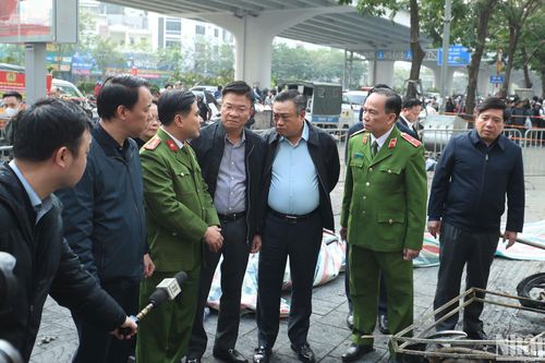 Khẩn trương điều tra, làm rõ trách nhiệm trong vụ cháy khiến 11 người tử vong