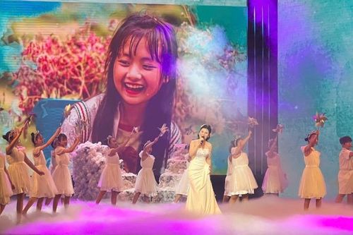 Chương trình 'Mùa xuân cho em' lần thứ 18