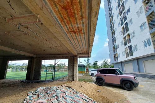 Nhóm thiếu niên nghịch dại đốt pháo