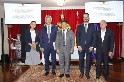 Việt Nam luôn sẵn sàng tạo điều kiện thuận lợi cho các doanh nghiệp Brazil