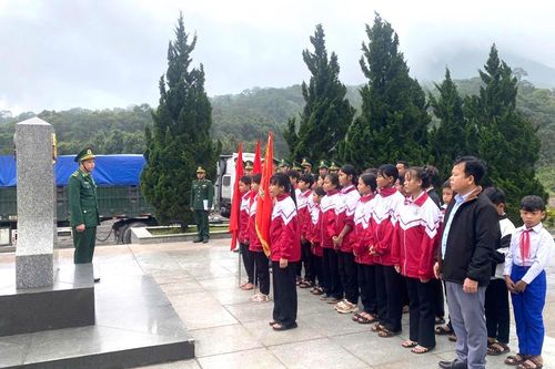 Hướng về Ngày thành lập QĐND Việt Nam bằng những hành động thiết thực