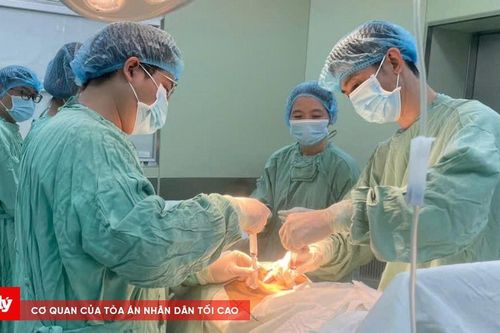 Bệnh viện Trung ương Huế: Hai bệnh nhi tan máu bẩm sinh được ghép tủy đồng loại vừa được ra viện
