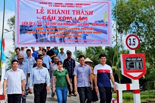 Kỹ sư trẻ bỏ phố về Kiên Giang, kêu gọi bắc cầu, xây nhà cho hàng trăm hộ nghèo