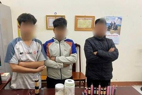 Phát hiện nhiều học sinh chế tạo pháo nổ và bị thương nặng ở Đắk Lắk