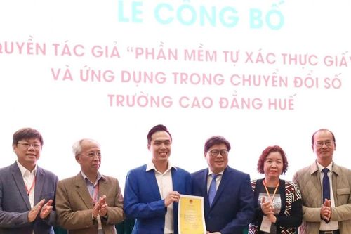 'Phần mềm tự xác thực giấy tờ' góp phần chuyển đổi số ngành giáo dục