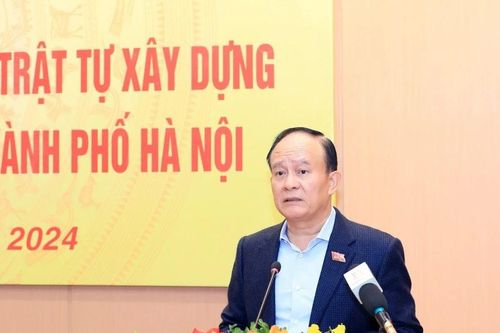 Hà Nội vẫn còn tình trạng lấn chiếm hành lang bảo vệ đê, xây nhà trên cơ đê
