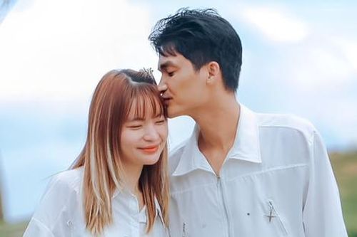 Vừa phủ nhận có con thứ 2, Mạc Văn Khoa lại bất ngờ báo tin mừng khiến cả showbiz dậy sóng