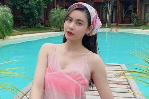 Sự khéo léo tạo độ thời thượng cho Trương Quỳnh Anh