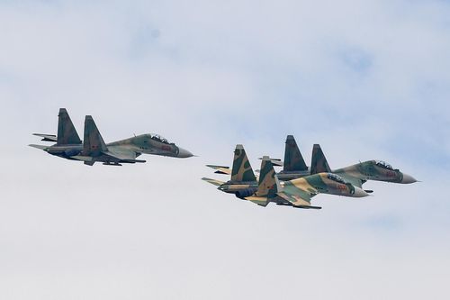 Mãn nhãn với màn biểu diễn máy bay tại triển lãm quốc phòng quốc tế 2024