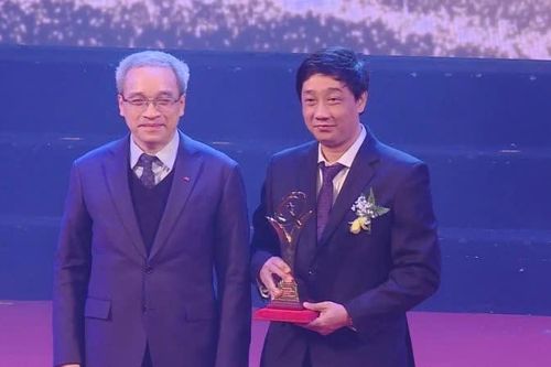 Lần đầu tiên một bệnh viện công lập đoạt giải thưởng Vàng Chất lượng quốc gia năm 2024