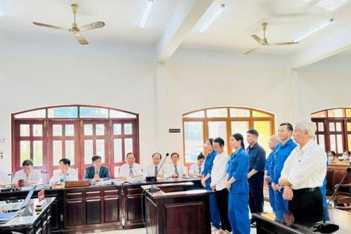 Hoãn phiên tòa xét xử nguyên lãnh đạo Trường đại học Đồng Nai
