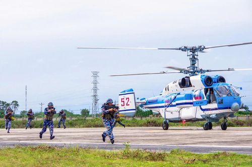 Kỷ niệm 80 năm Ngày thành lập Quân đội nhân dân Việt Nam (22-12-1944 - 22-12-2024) và 35 năm Ngày hội Quốc phòng toàn dân (22-12-1989 - 22-12-2024): Vùng 4 Hải quân: Bảo vệ vững chắc chủ quyền biển, đảo của Tổ quốc