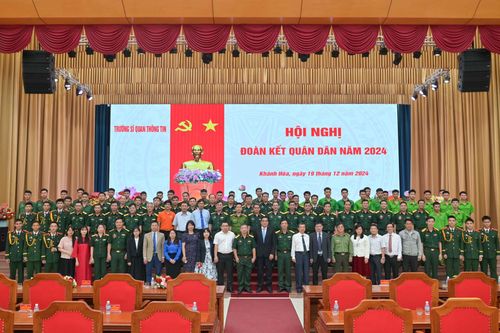 Trường Sĩ quan Thông tin tổ chức Hội nghị đoàn kết quân dân năm 2024