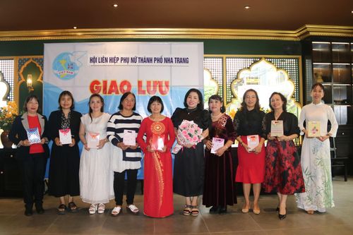 Hội Liên hiệp Phụ nữ TP. Nha Trang: Giao lưu, gặp mặt các doanh nhân nữ thành đạt với phụ nữ bắt đầu khởi nghiệp