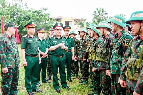 Tự hào truyền thống, viết tiếp chiến công, xứng danh 'Bộ đội Cụ Hồ' thời kỳ mới