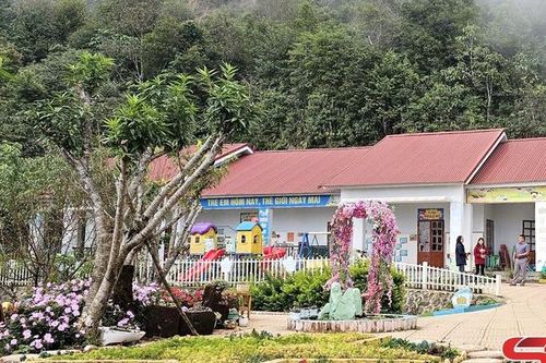 Chăm lo đời sống đồng bào dân tộc thiểu số