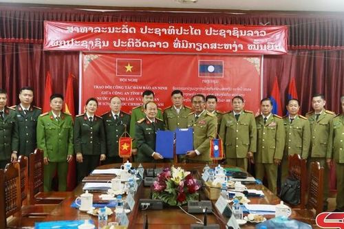Thắt chặt tình đoàn kết, đảm bảo vững chắc tuyến biên giới Sơn La - Bò Kẹo