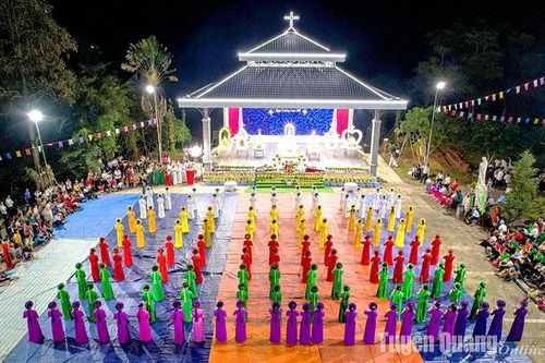 Rộn ràng không khí Noel