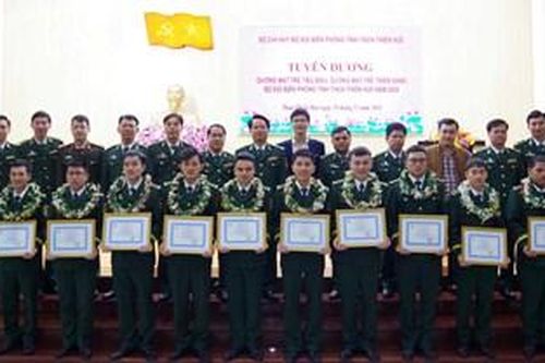 Tuyên dương gương mặt trẻ tiêu biểu, triển vọng