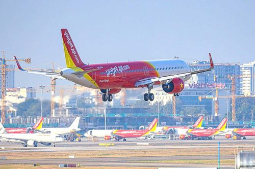 Vietjet Air (VJC) muốn chào bán 50 triệu cổ phiếu để có tiền trả nợ loạt ngân hàng