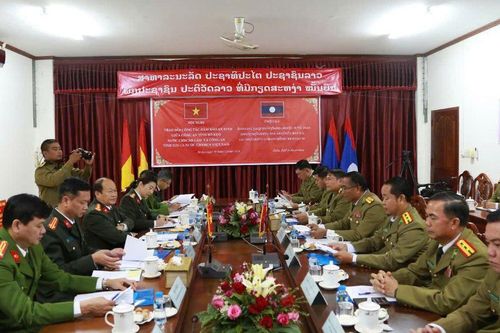 Thắt chặt tình đoàn kết, đảm bảo vững chắc tuyến biên giới Sơn La - Bò Kẹo