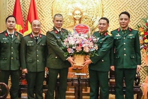 Báo CAND chúc mừng Báo QĐND