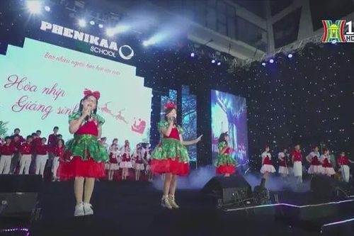 Mang không khí Noel đến trường học
